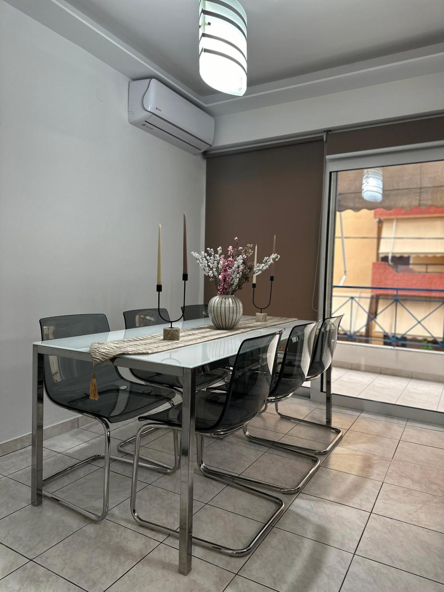 The Lighthouse Apartment Халкис Екстериор снимка