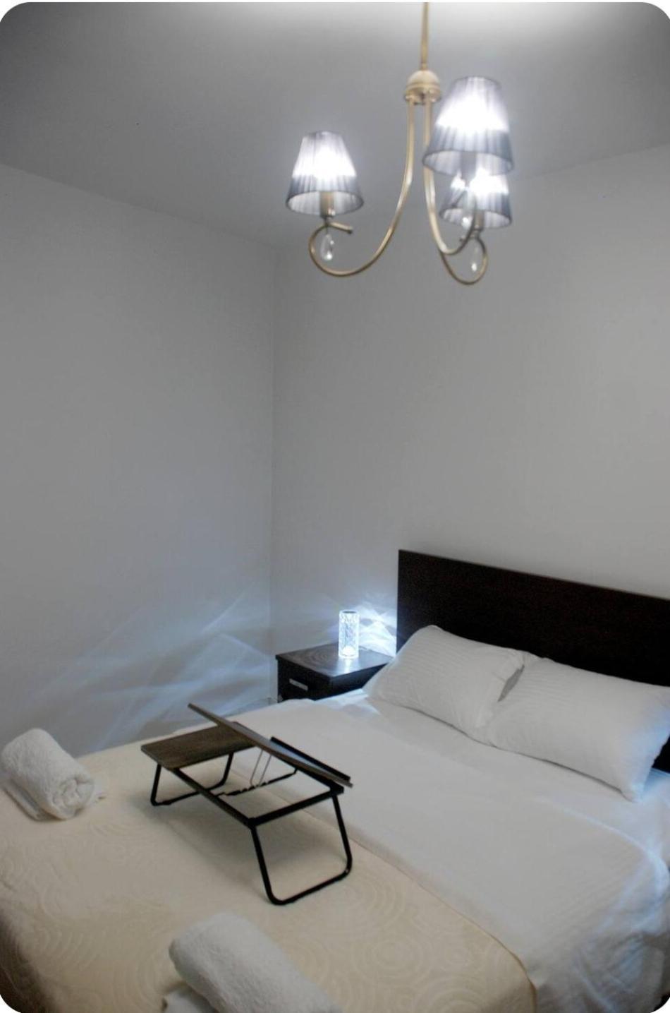 The Lighthouse Apartment Халкис Екстериор снимка